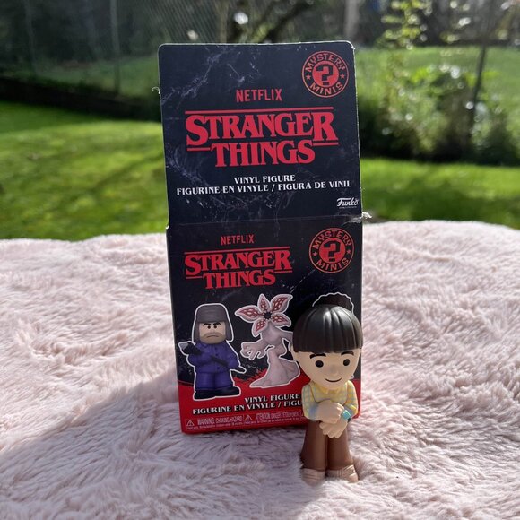 Stranger Things Vinyl Figure Blind Box - Will - Picture 1 of 3